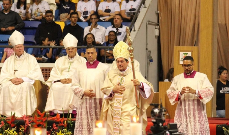 Dom Paulo Jackson toma posse como arcebispo de Olinda e Recife